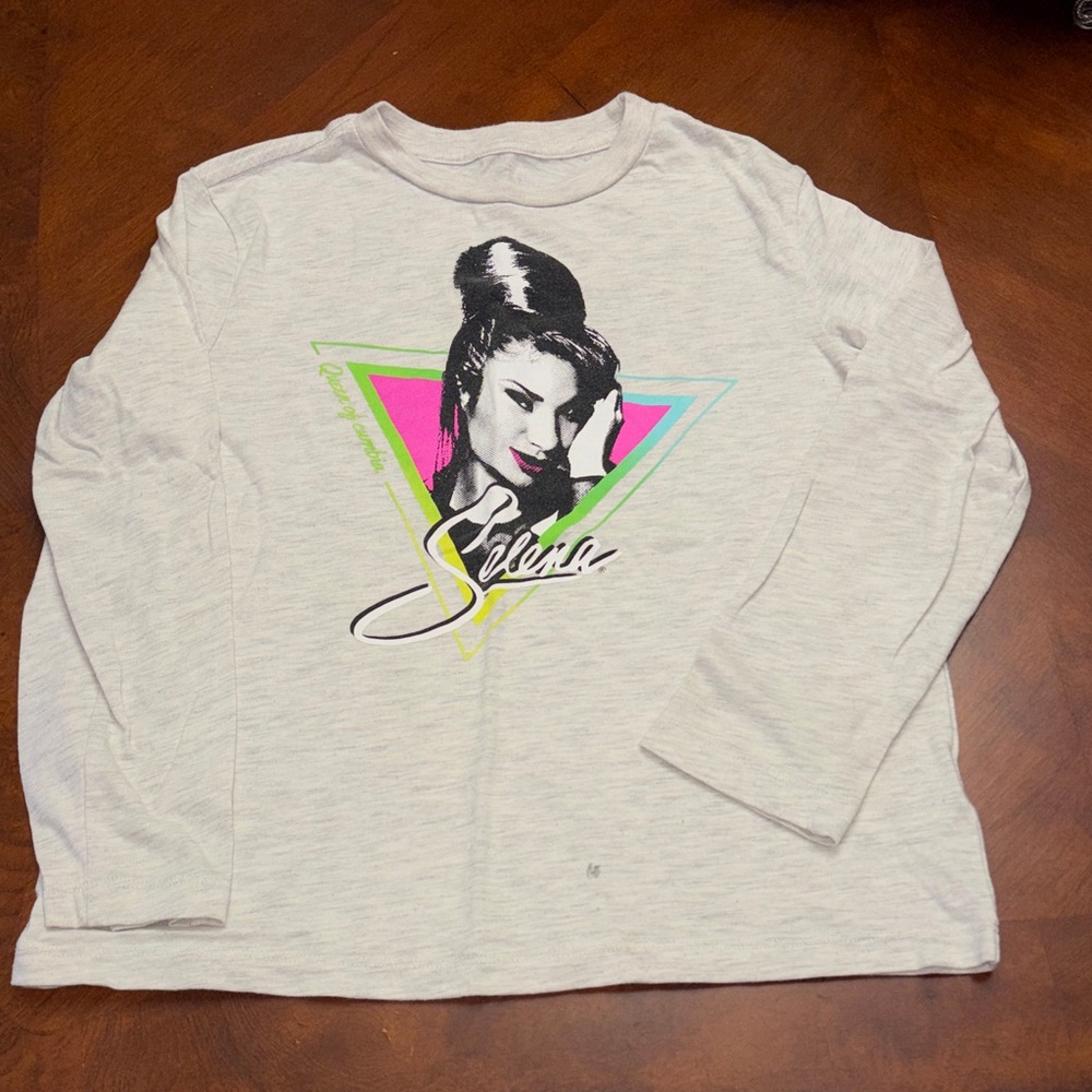 Selena Graphic Tee with Vibrant Accents
